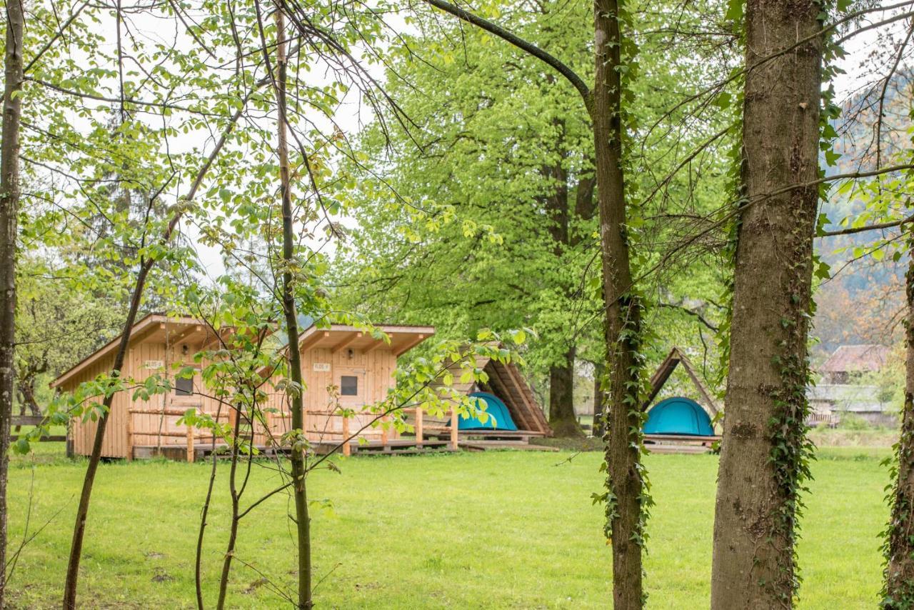 Kamp Na Otoku - Ljubno Ob Savinji 호텔 외부 사진