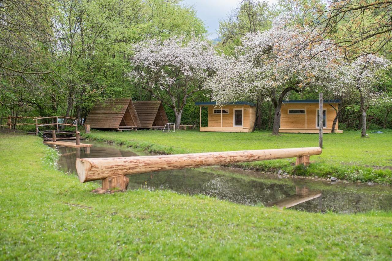 Kamp Na Otoku - Ljubno Ob Savinji 호텔 외부 사진
